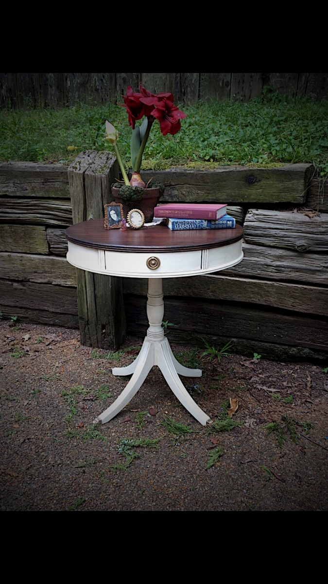 Antique Villa Drum Table