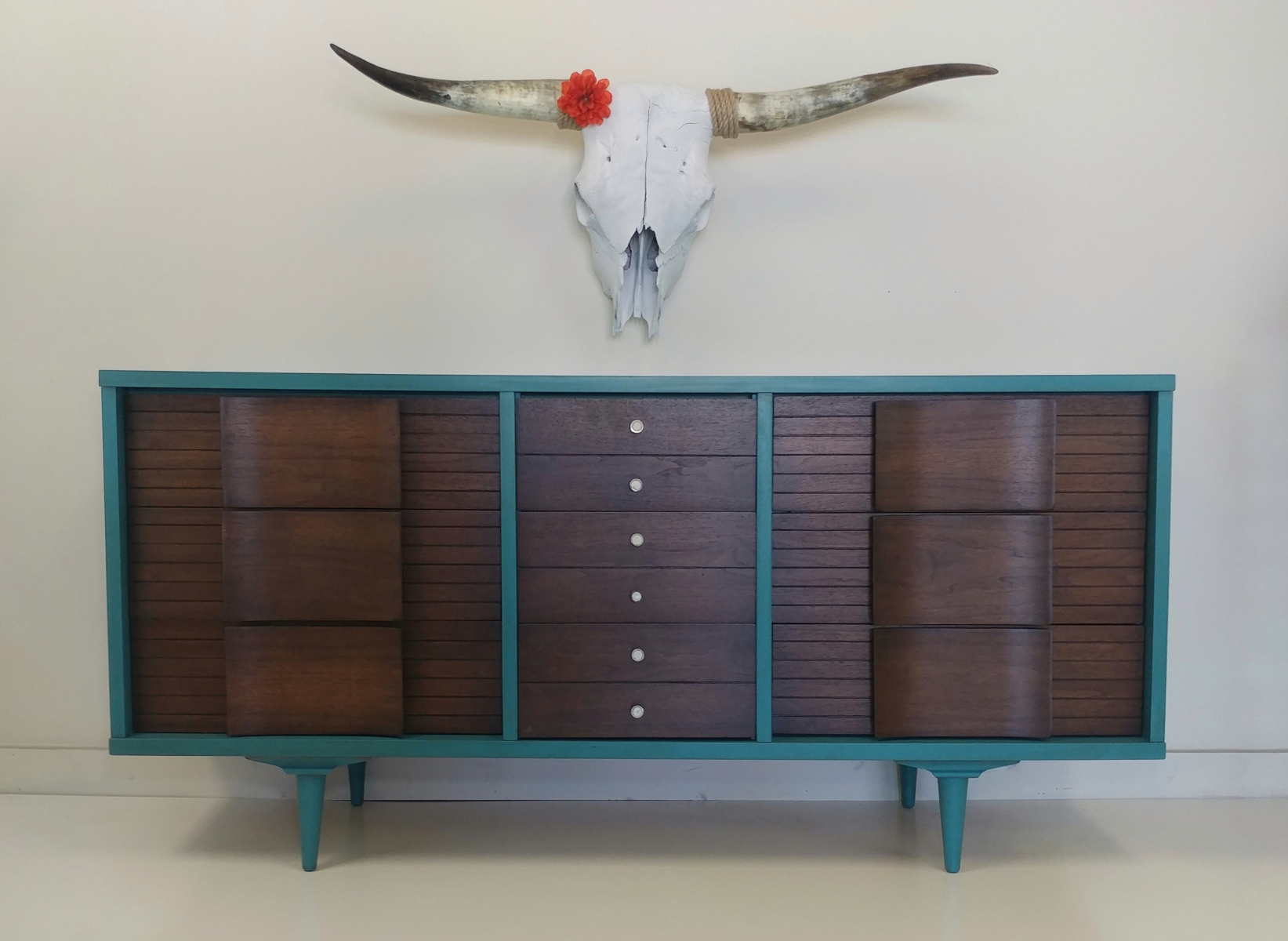 MCM Dresser