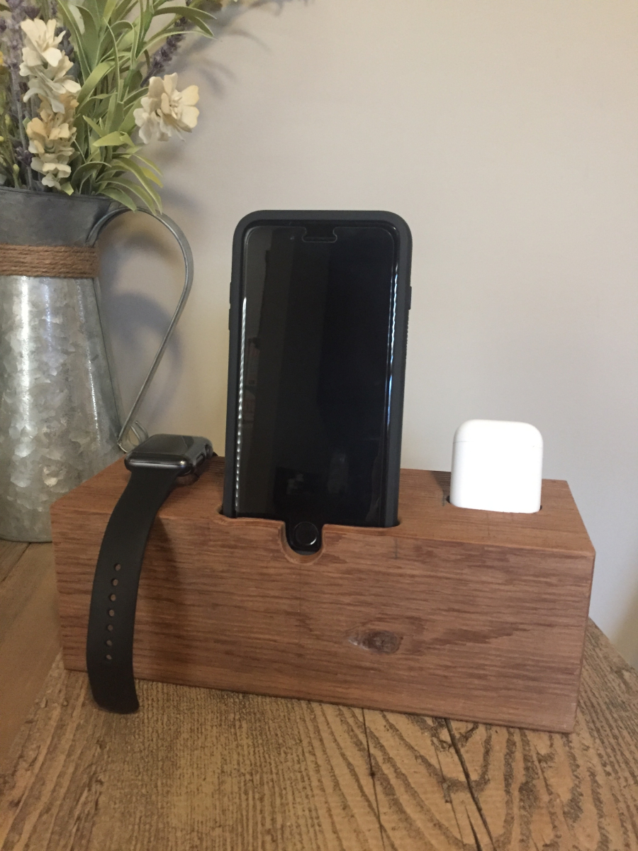 Apple Docking Station