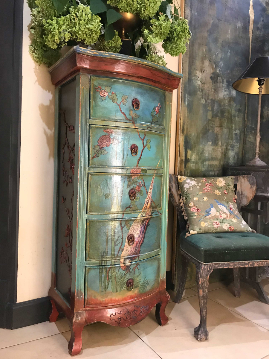 Lady Chinoiserie