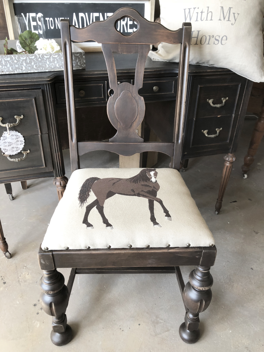 Reigh Count Chair