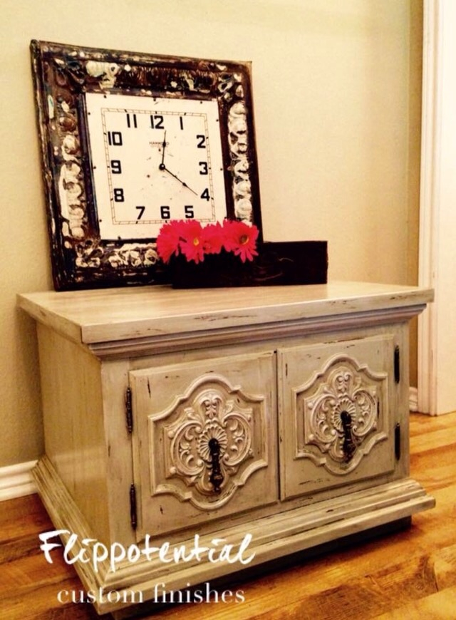 Shabby chic table