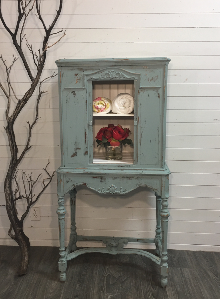 Radio Caninet Repurposed