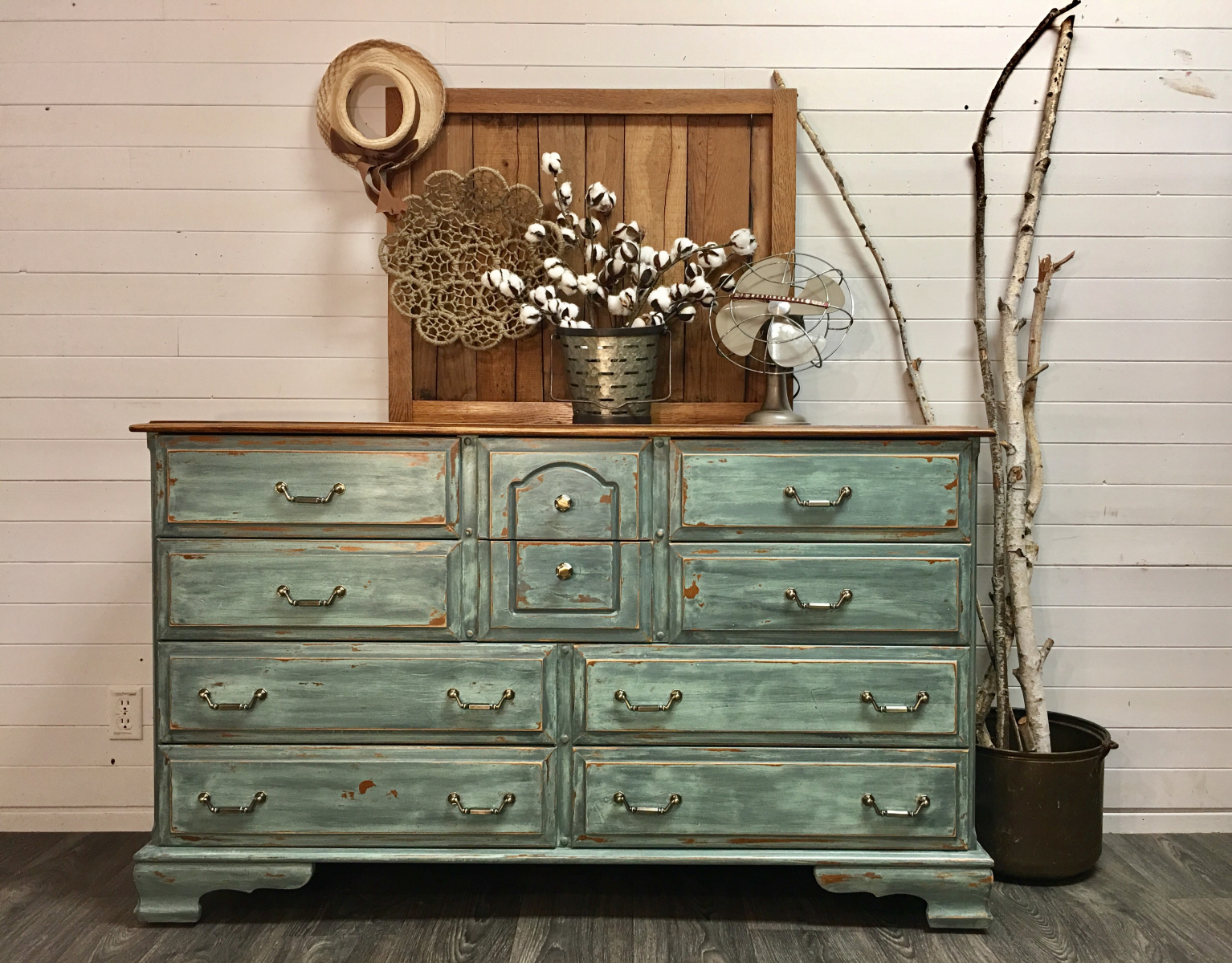 Beachy Chic Dresser