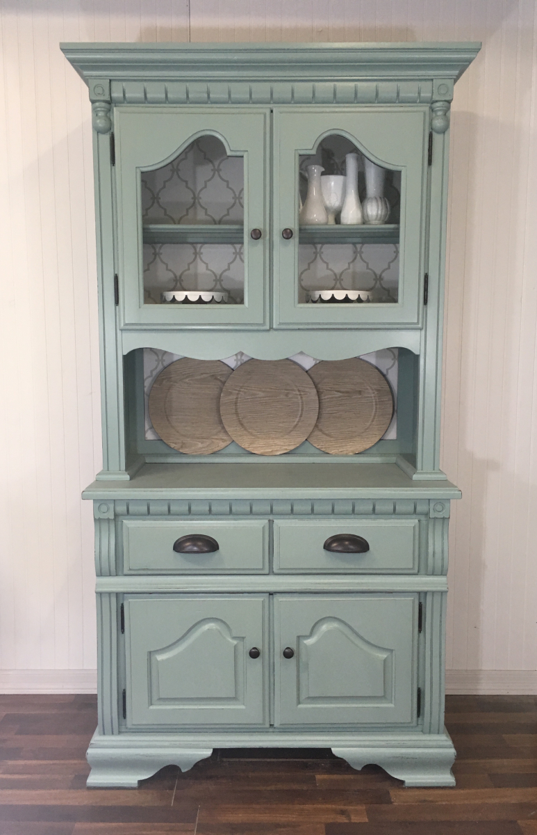 Persian Blue Hutch