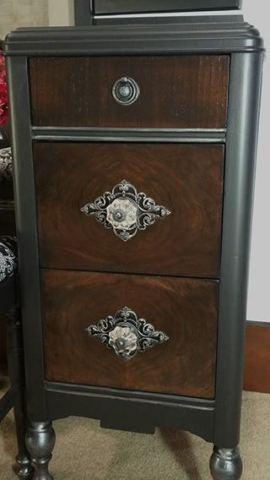 Gorgeous woodgrain, kissed with black stain!