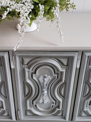 Silver Leaf Queen Detail Top