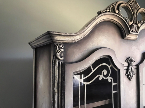Romantic Jacobean Hutch